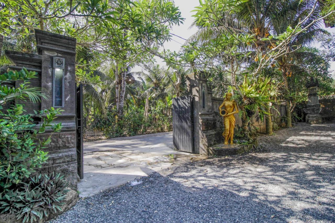The Galuh Pekutatan Hotel Пулукан Екстериор снимка